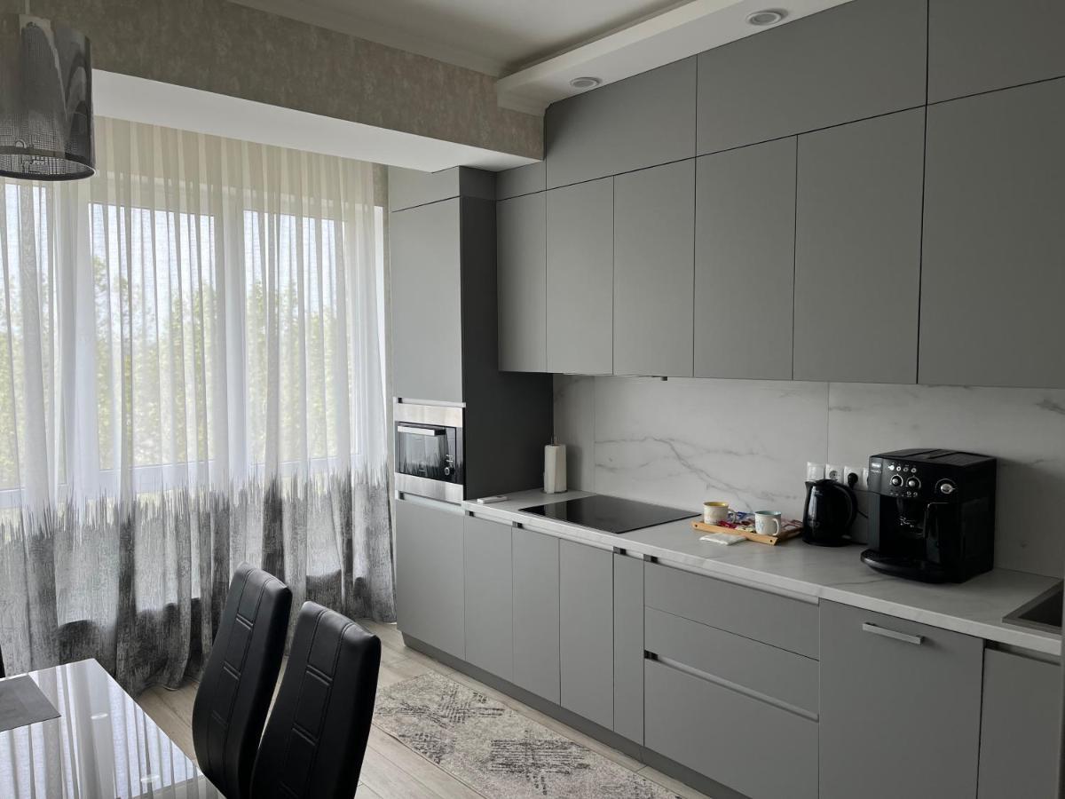 Dendrarium Park Apartment Chisinau Eksteriør bilde